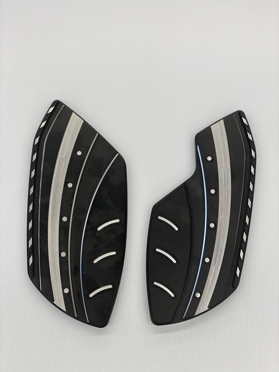 Floorboard Kit - RT '13-'19